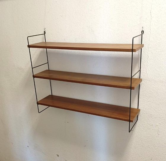Image 1 of Vijftiger jaren wandrek met drie schappen 