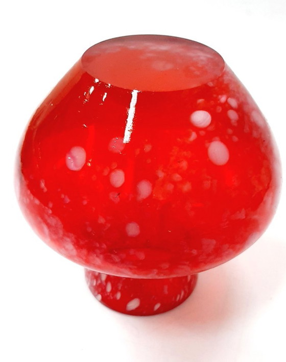 Image 1 of Vaso vintage in vetro rosso rubino con puntini bianchi