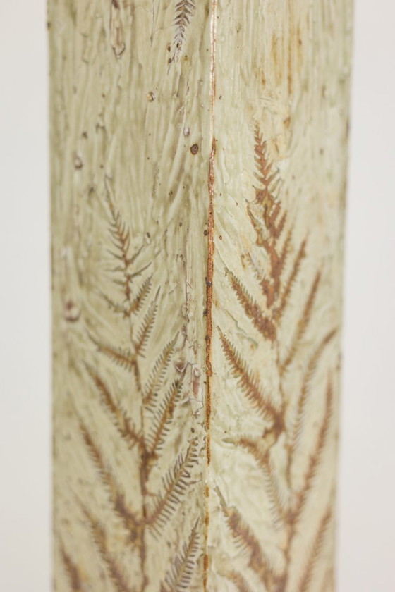 Image 1 of Vaso in gres in stile brutalista con decorazione vegetale. Anni '70.