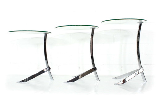 Italian nesting tables / tables d'assemblage avec chrome et verre, comme neuf !