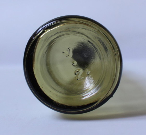 Image 1 of Botellas para aderezo de ensaladas y aceite.