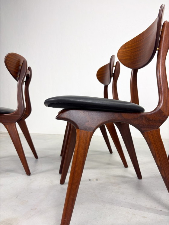 Set 'Snavel' Esszimmerstühle von Louis van Teeffelen – Wood, Leather (photo 9 of 20)