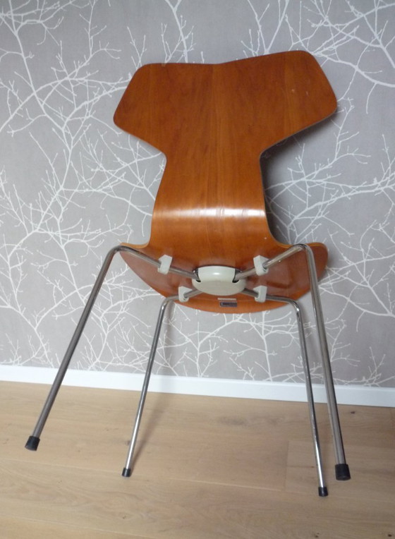Image 1 of Sedia Grand Prix Mod. di Arne Jacobsen