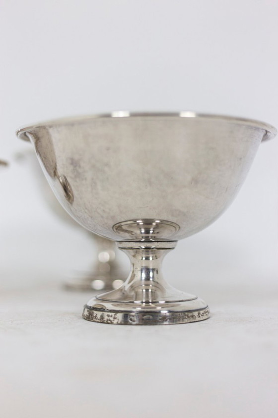 Image 1 of Verzilverde metalen beker. Circa 1950.