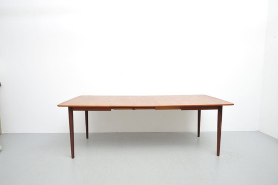 Image 1 of Table de salle à manger en teck (années 1960)