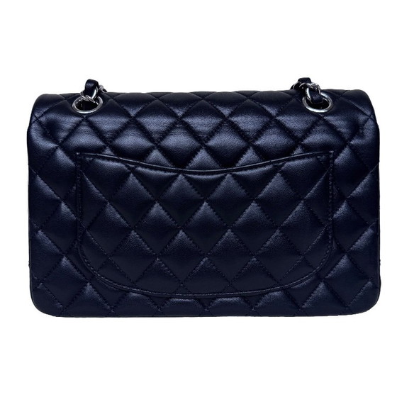 Chanel Classic Flap Small – Crossbody bags, Lambskin (photo 15 of 17)