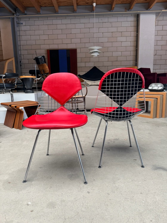 Vitra Wire Chair DKR/Bikini chair, Charles & Ray Eames (stock: 2), Dining chairs, Chrome, Leather, Red (photo 7 of 11)