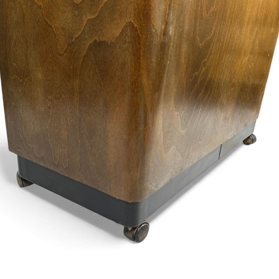 Image 1 of Archiefkast met rolluiken, circa jaren 1930