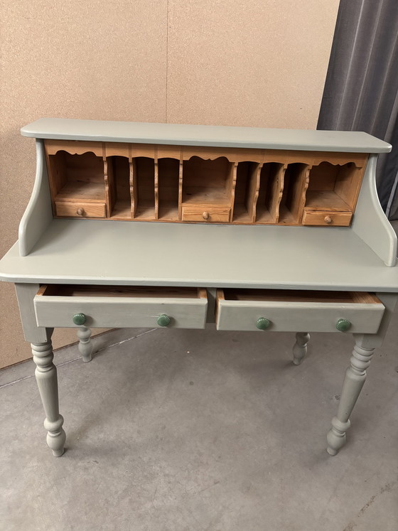 Image 1 of Scrivania vintage Brocante