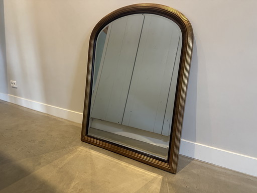 Grand miroir d'arc DeKnudt doré - taillé à facettes