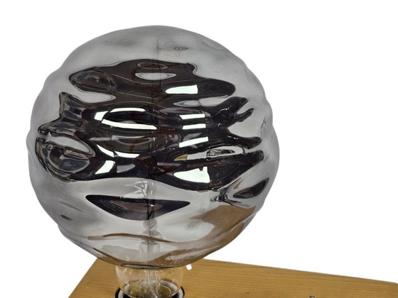 Image 1 of Es geht um die Tischleuchte Romy - Kobe Modell - Eschenholz - 2022