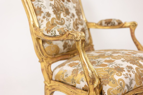 Image 1 of Fauteuil de style Louis XV, avec son dossier à la reine. Époque 1900-1950.
