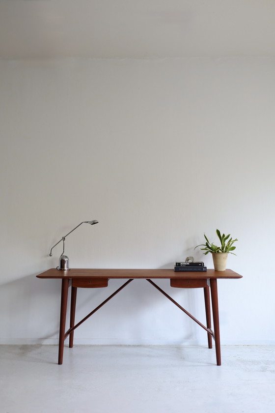 Image 1 of Bureau model 310, Peter Hvidt & Orla Molgaard-Nielsen jaren 50