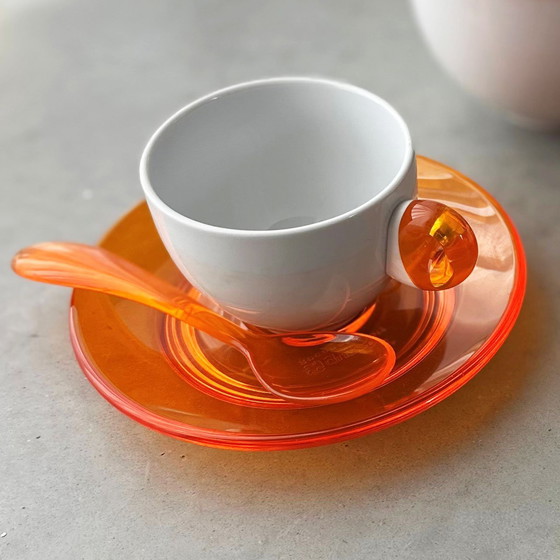 Image 1 of Guzzini Feeling Espresso Set –1980s Design in Porcelain and Lucite Plastic