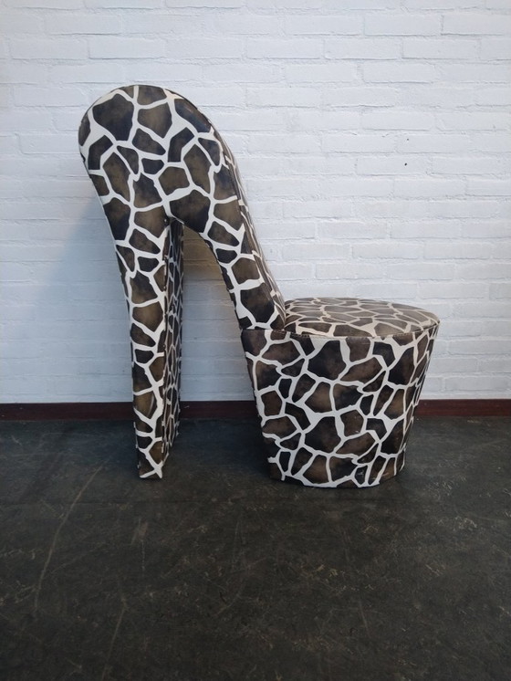 Image 1 of 2x pump chair in giraffe print