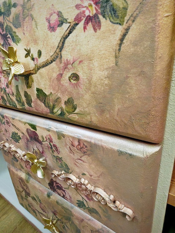 Image 1 of Renovated romantic sideboard