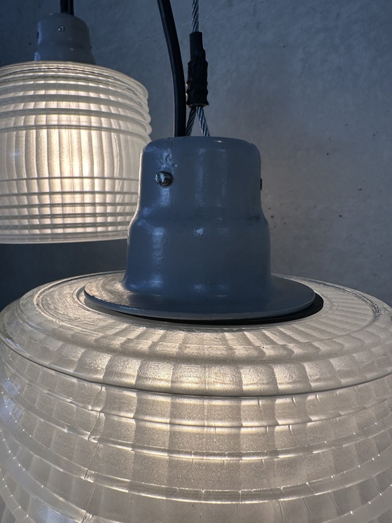 Image 1 of Lampe suspendue industrielle vintage - Europhane (verre dépoli)