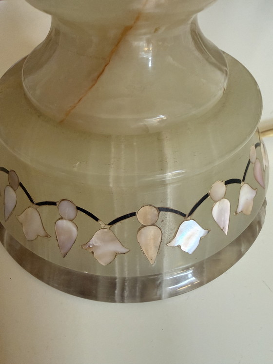 Image 1 of Unique! Vintage lamp made of alabaster onyx with inlaid mother-of-pearl