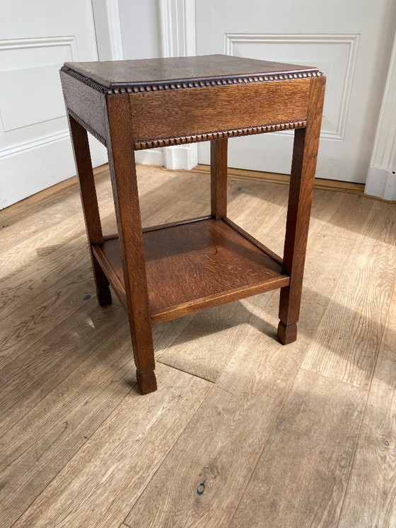 Image 1 of Mesa auxiliar Art Decó. Escuela de Amsterdam.