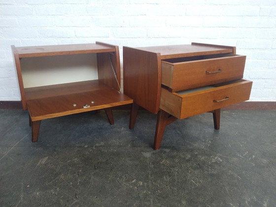 Image 1 of Louis van Teeffelen, 2 pieces of bedside tables