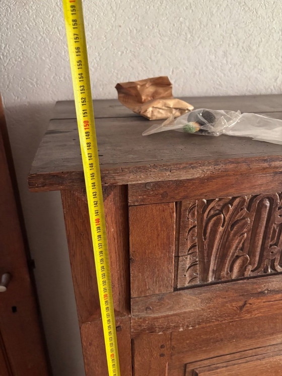 Image 1 of Armario antiguo de roble