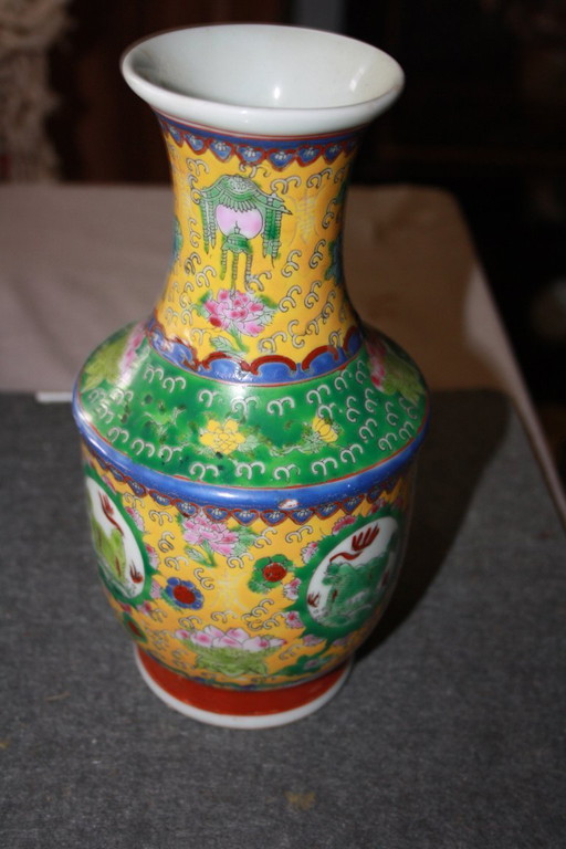 Ancien vase chinois - peint à la main avec des motifs colorés & marquage
