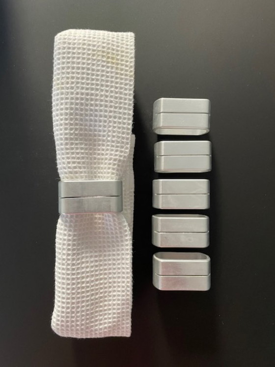 Image 1 of IKEA SPALT set van 6 aluminium servetringen / naamkaarthouders