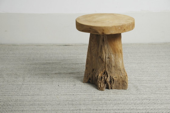 Teakhouten wortelkruk, organisch houten bijzettafeltje, rustieke sculpturale boomstronkkruk, vintage – Wood (photo 4 of 17)