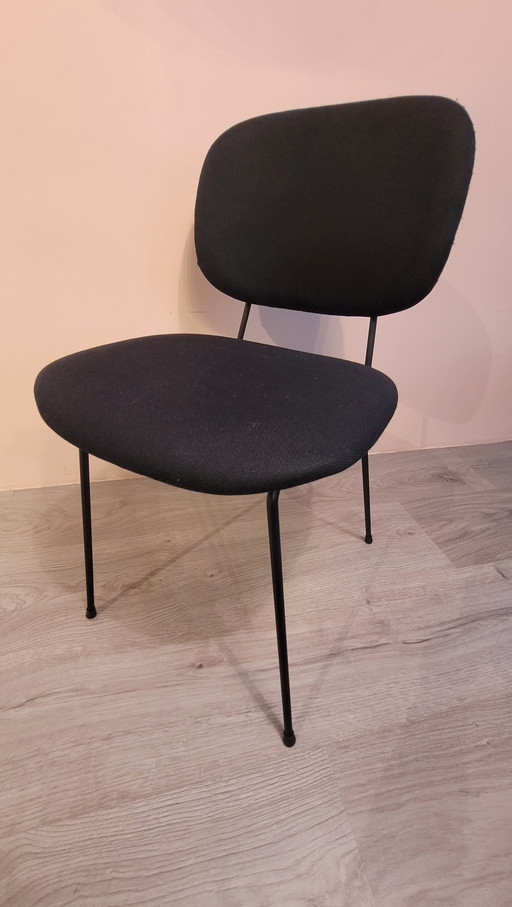 Lensvelt D-Chair Gestoffeerd Zwart