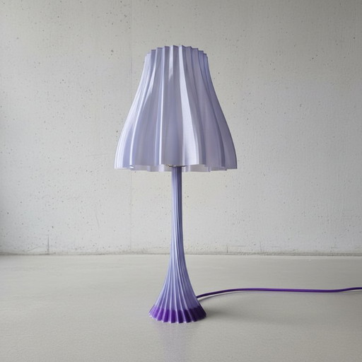 Lampe de table sculpturale violette 55 cm