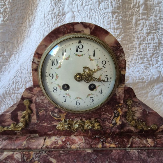 Red Marble Fireplace Set – Clock and Two Bowls (photo 5 of 10)