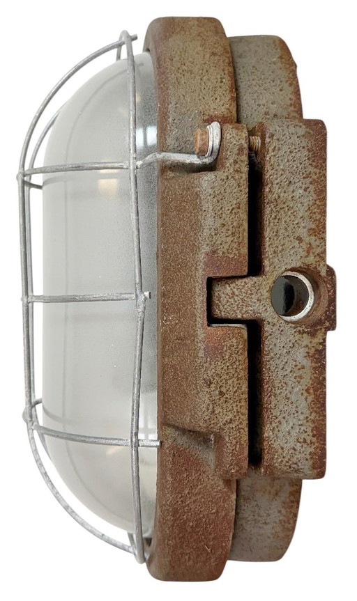 Applique industriale in ghisa grigia di Elektrosvit, anni '60