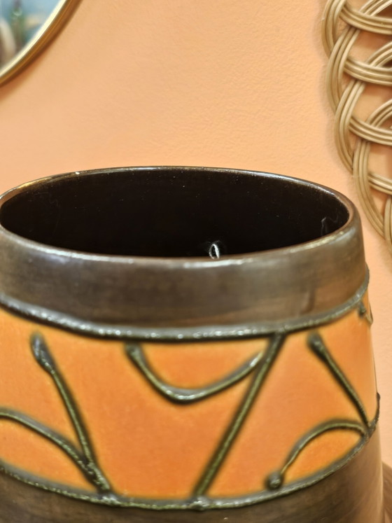 Vintage West Germany Bay Ceramic Vase 275-25 (photo 6 of 9)