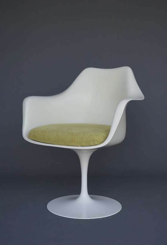 Image 1 of vintage Tulip Stoelen van Eero Saarinen voor Knoll International. 1960s
