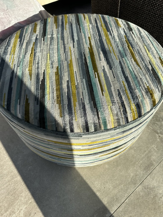 Image 1 of Handmade Poef Kleurrijk Design