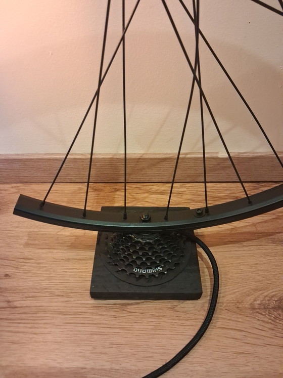 Lampe roue de vélo – Métal, Bois (photo 3 of 5)