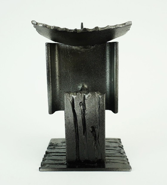 Image 1 of PORTACANDELE in ferro dal design brutalista moderno di metà secolo