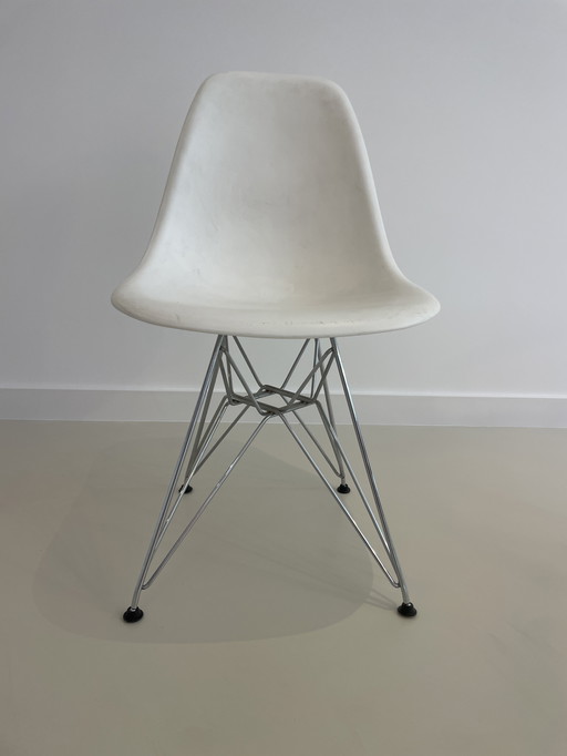 2X Eames Plastic Side Chair (Dsr) By Vitra | Authentic Design | Eiffel Base