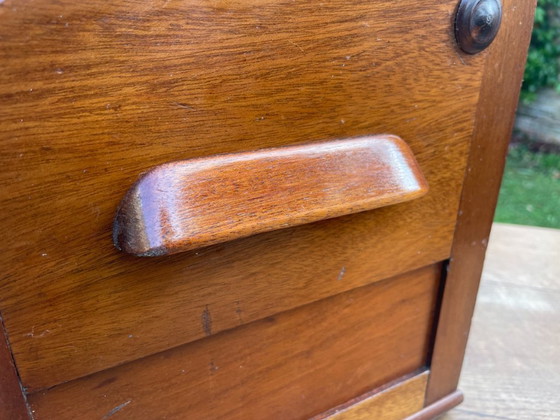 Image 1 of Meuble à volets pour votre bureau Meuble radio art déco 1923 français