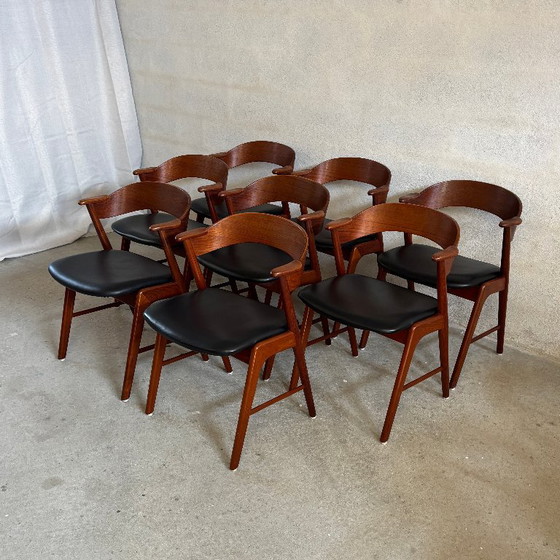 8 sedie da pranzo modello 32 di Kai Kristiansen – Wood (photo 9 of 11)