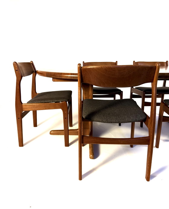 Image 1 of Table de salle à manger extensible vintage danoise, Juul Kristensen '70