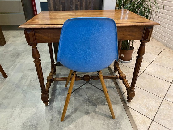 Image 1 of Escritorio con 1 cajón en madera maciza de roble con patas torneadas y talladas, 89x62cm