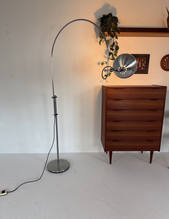 Image 1 of Vintage adjustable 'Eyeball' arc lamp '70