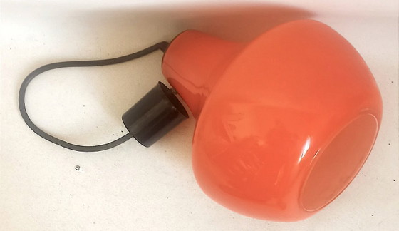 Image 1 of Lampada a sospensione in vetro opalino arancione di Peill & Putzler, anni '70, diametro 23,5 cm.