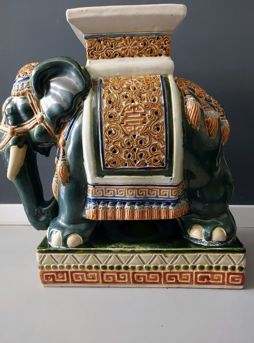 Vintage Ceramic Elephant Plant Table XXL