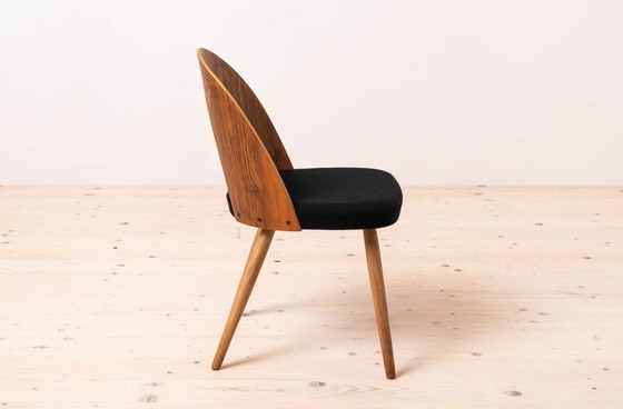 Image 1 of Set di 4 sedie da pranzo Mid-Century di Antonin Šuman, rivestite in tessuto Kvadrat