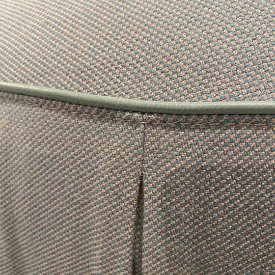 Image 1 of Leolux Capri poef