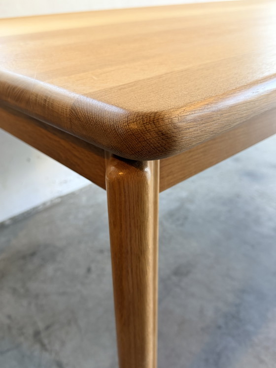 Tavolo da pranzo Brutalista Belga, Rovere Massiccio, 1984. – Tavoli da pranzo, Wood (photo 4 of 6)