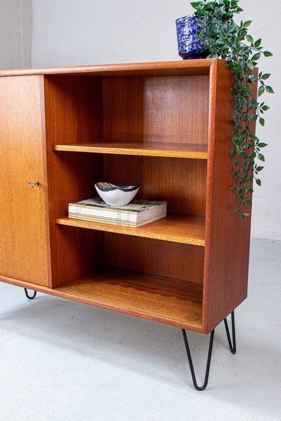 Vintage teakhouten ladekast/dressoir uit de jaren 60, midden van de vorige eeuw. – WK Möbel, Ladekasten, Wood (photo 2 of 11)