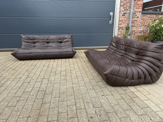 Image 1 of 100% authentic Ligne Roset Togo 2x 3-seater in Chocolate Brown leather